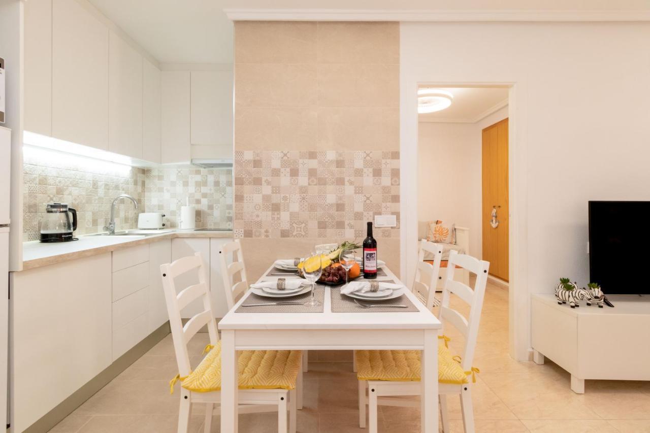 Apartamento Asta Apartment Torrevieja Exterior photo