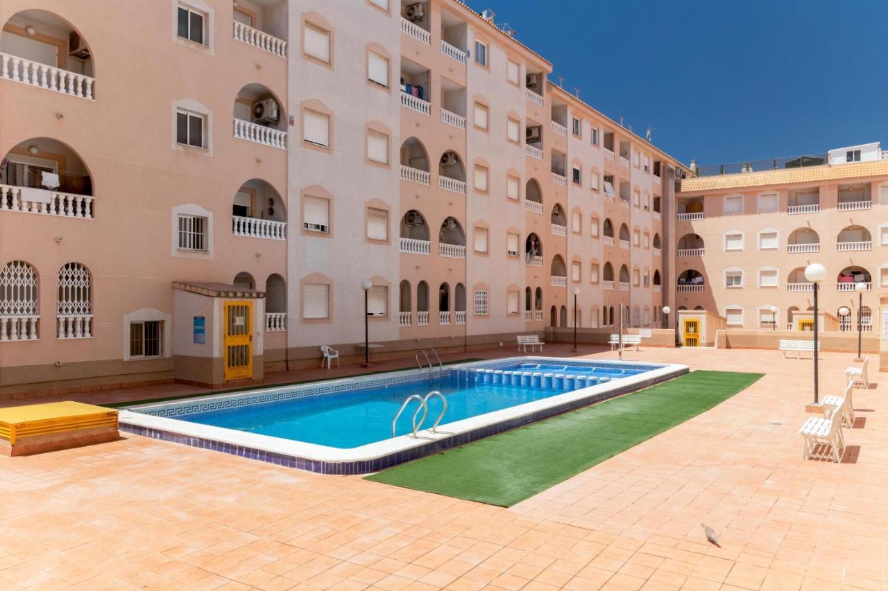 Apartamento Asta Apartment Torrevieja Exterior photo