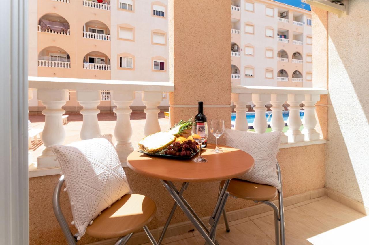 Apartamento Asta Apartment Torrevieja Exterior photo
